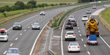 Peste 43 milioane de euro, fonduri europene, disponibile pentru decongestionarea traficului în marile orașe din vestul țării