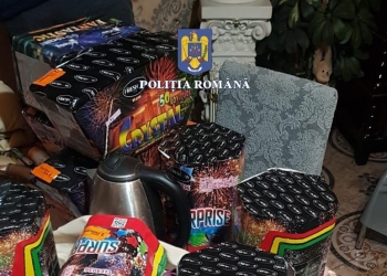 Percheziții la persoane din Lugoj care au vândut ilegal petarde și artificii FOTO