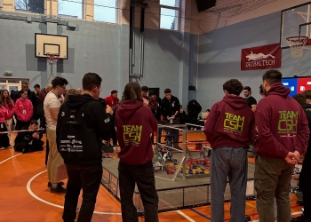 Prima competiție de robotică din România organizată pe un aeroport, la Timișoara