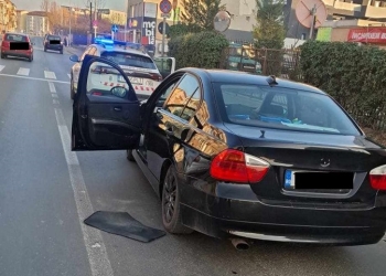 Bărbat prins beat la volan, după ce i s-a stricat mașina în mijlocul drumului, la Timișoara FOTO