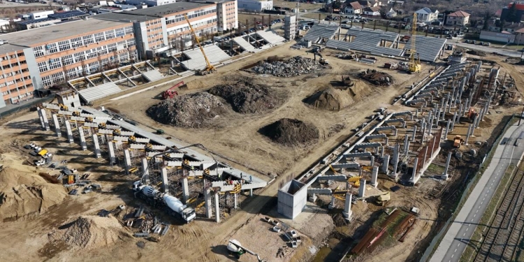 Șantierul arenei „Eroii Timișoarei”, aproape de jumătatea lucrărilor