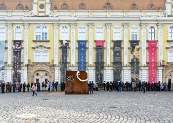 Pasionații de artă mai au timp să descopere „Luminile lui Caravaggio”de la Timișoara