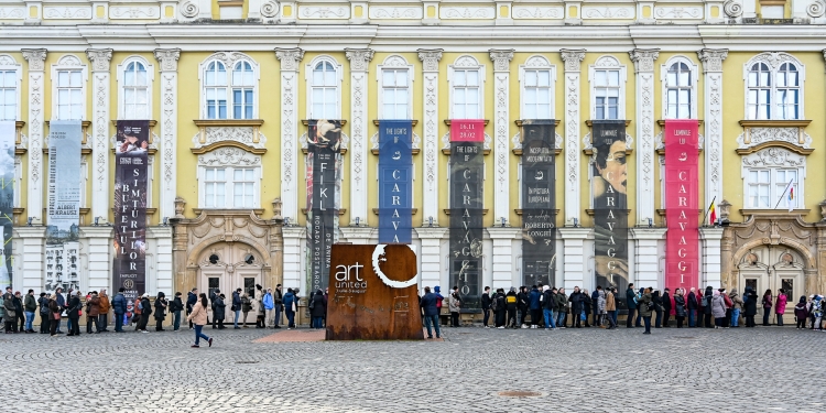 Pasionații de artă mai au timp să descopere „Luminile lui Caravaggio”de la Timișoara