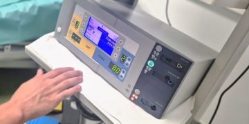 Procedură gratuită pentru înlăturarea polipilor din colon, la Centrul OncoHelp din Timișoara