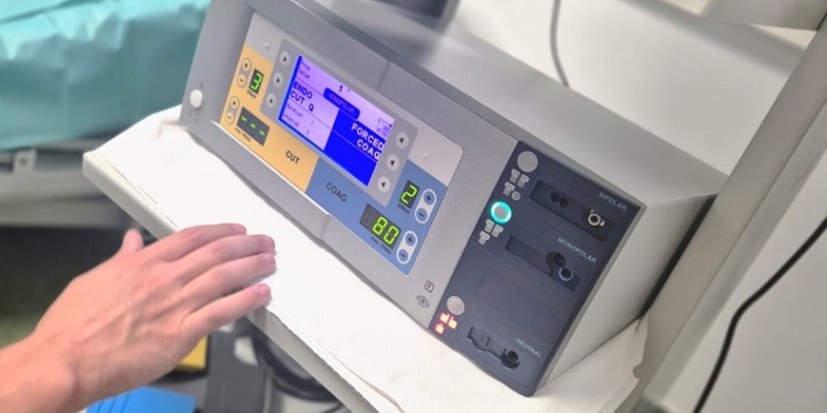 Procedură gratuită pentru înlăturarea polipilor din colon, la Centrul OncoHelp din Timișoara