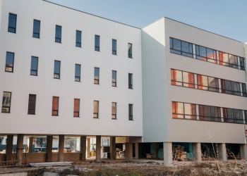 Lucrări și în zilele reci, la Campusul Lenau din Timișoara FOTO