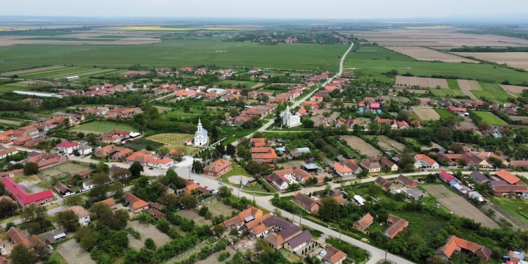 A fost reintrodus transportul Racovița – Timișoara