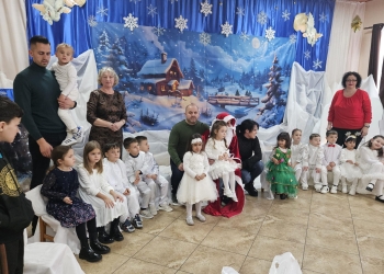 Spiritul Crăciunului la școala din Moravița FOTO