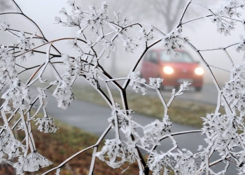 Precipitații și vreme rece în zona de vest a țării, în următoarele zile