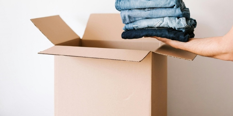 Containerele pentru hainele uzate, instalate în această lună la Timișoara