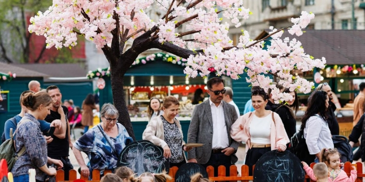 Pregătiri pentru Târgul de Paște de la Timișoara