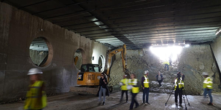 Luminița de la capătul tunelului! Chesonul pasajului Solventul a fost împins cu succes de pe strada Gării până pe Bogdăneștilor