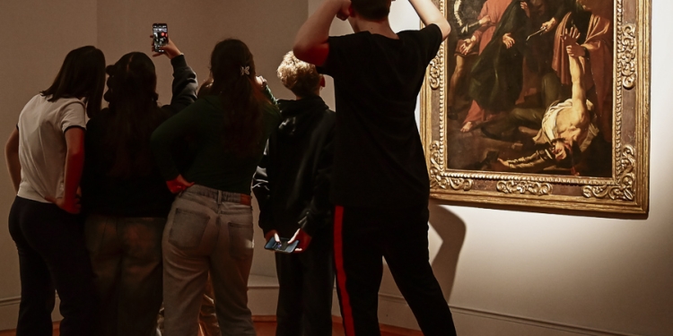 „Luminile lui Caravaggio” s-au stins! Zeci de mii de vizitatori la Muzeul Național de Artă din Timișoara