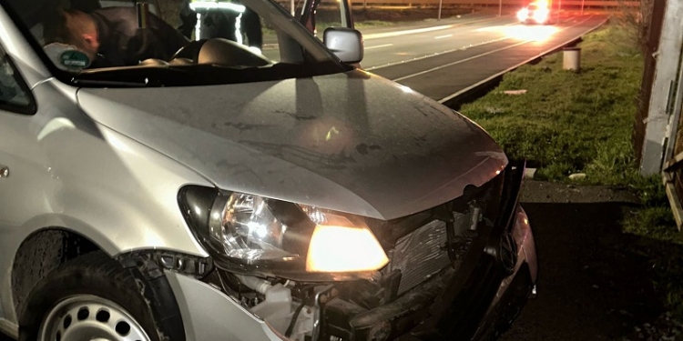 Un șofer beat a intrat cu mașina într-o benzinărie din Timișoara