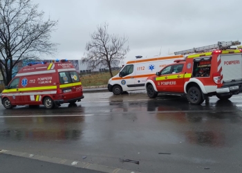 Aproape de tragedie din cauza jarului căzut din sobă. O casă a luat foc în Timișoara