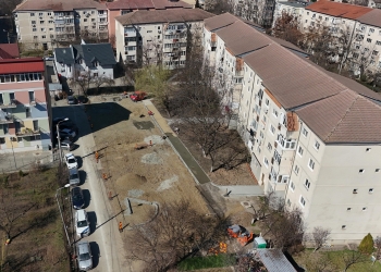 Spații dintre blocuri din zona Lipovei, puse la punct de Primăria Timișoara