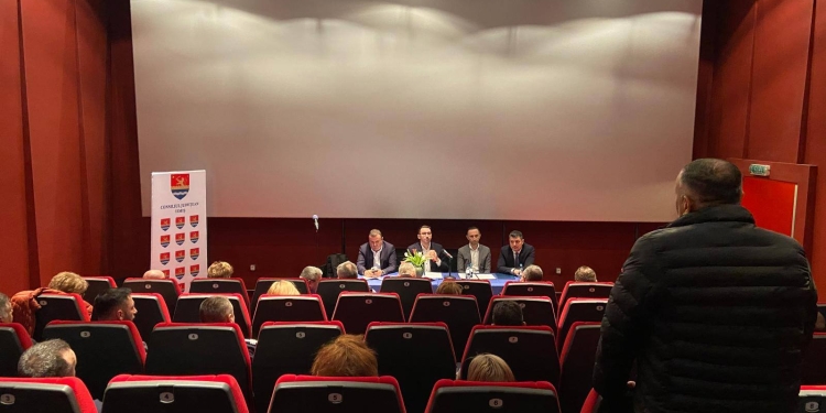 Se caută soluții pentru prevenirea incendiilor de vegetație din Timiș și a consumului de droguri în școli