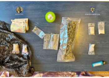 Flagrant la Timișoara! Două persoane au vândut sute de comprimate de ecstasy