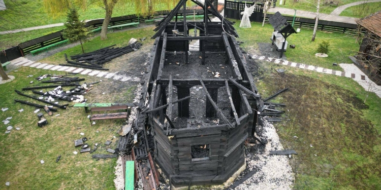 Restaurarea bisericii de la Muzeul Satului Bănățean, cu fonduri de la CJ Timiș