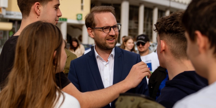 Dominic Fritz: Sprijinim peste 2.000 de tineri din învățământul dual. Timișoara are nevoie de meseriași