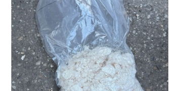 Cinci kilograme de droguri, descoperite în urma unor percheziții în Timiș