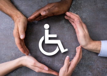 Primăria Timișoara extinde serviciile sociale pentru persoanele cu dizabilități cu o procedură în premieră