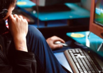 Tânăr arestat pentru pornografie infantilă! A șantajat o fată de 13 ani din Timișoara