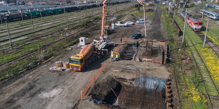 Primele lucrări la viitoarea pasarelă de la Gara de Nord din Timișoara FOTO
