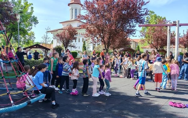 Vânătoare de ouă de ciocolată în parcurile din Timișoara FOTO