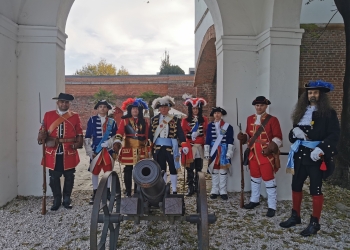 Schimb de gardă în curtea Bastionului Theresia