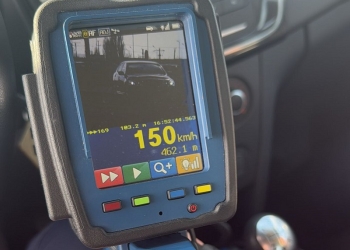 Zeci de șoferi au rămas fără permis din cauza vitezei, pe drumurile din Timiș