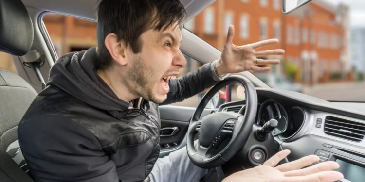 Șofer agresiv în traficul din Timișoara, băgat după gratii