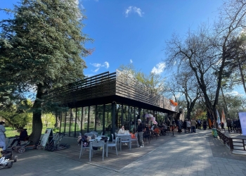 Dominic Fritz: Casa de sticlă din Parcul Copiilor e în sfârșit deschisă FOTO