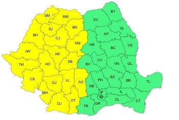 Grindină și descărcări electrice în vestul țării