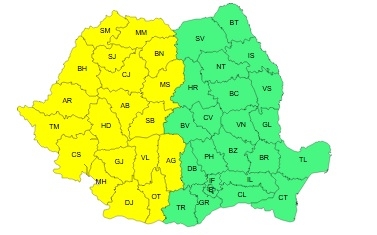 Grindină și descărcări electrice în vestul țării