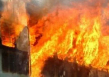 Un mecanic supărat a incendiat intenționat un automotor la Timișoara! Prejudiciu de 125.000 euro