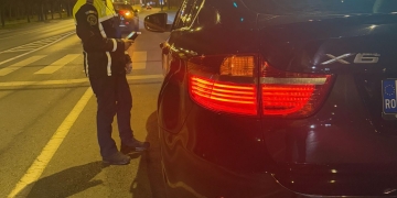 Zeci de șoferi au rămas pietoni în Timișoara! A fost razie a polițiștilor