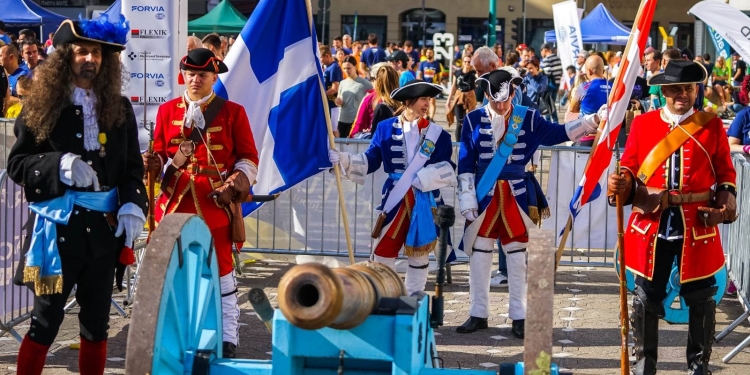 Spectacolele „Schimbul de Gardă”, reluate în centrul Timișoarei