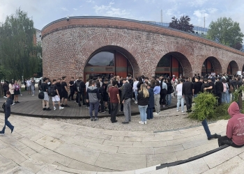 Bursa Locurilor de Muncă de la Bastionul din Timișoara a atras sute de persoane FOTO