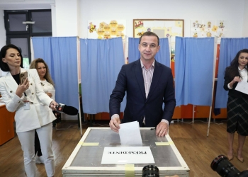 Alfred Simonis, după ce a votat: „Azi alegem între democrație și dictatură” FOTO