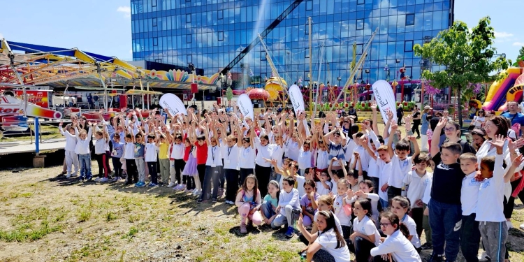 Ziua Copilului celebrată mai devreme de peste 100 de copii din Timișoara, la BanatonFest, cu GAL Freidorf