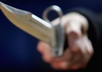 Femeie din Timiș, arestată preventiv după ce și-a înjunghiat soțul