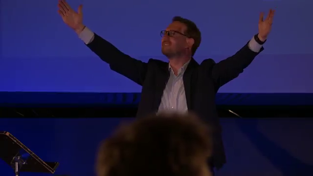 „Oda Bucuriei” pe scena Filarmonicii din Timișoara, dirijor – Dominic Fritz