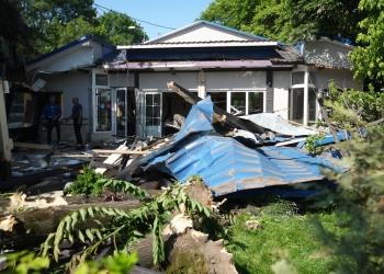 Primarul Dominic Fritz: „Demolarea acestor clădiri e un semnal clar că legea se aplică tuturor”