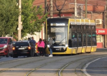 Biciclist lovit de un tramvai Bozankaya, la Timișoara