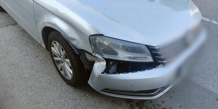 Motociclist băgat în spital de un șofer neatent, la Sânnicolau Mare