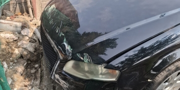 Accident provocat la Timișoara de un șofer de 70 ani: patru mașini avariate și un tânăr rănit