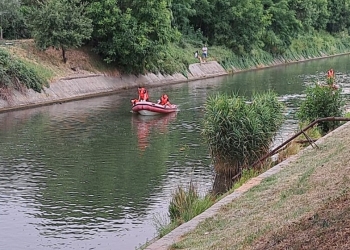 Bărbatul care s-a aruncat în Bega a fost găsit mort