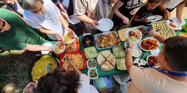 Imigranții srilankezi din Timișoara organizează un picnic pentru timișoreni
