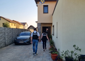 Percheziții în Timiș. S-au căutat evazioniști fiscali Bolt și Uber